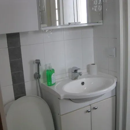 Huoneistomajoitus Hella 3c Haermae Apartment