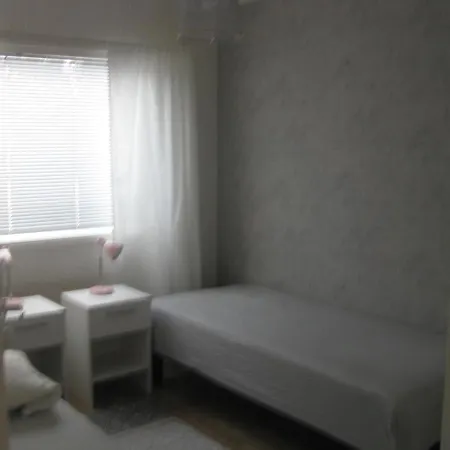 Apartment Huoneistomajoitus Hella 3c Haermae Harma